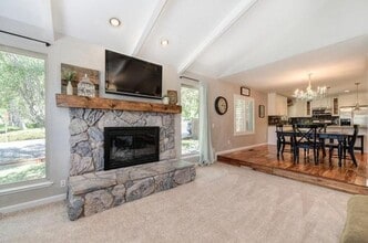 303 Katherine Way in Auburn, CA - Building Photo - Building Photo