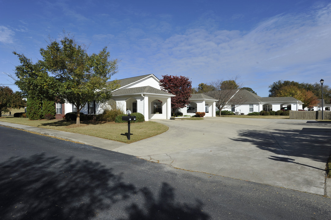 Bellevue in Villa Rica, GA - Building Photo