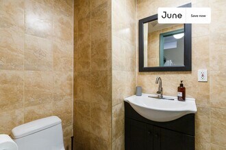 7 Eldridge St in New York, NY - Building Photo - Building Photo