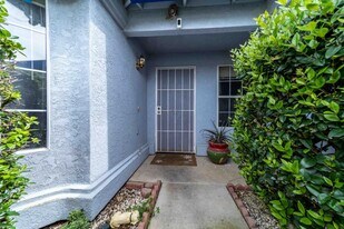 13714 Deleon Ave in Gustine, CA - Building Photo