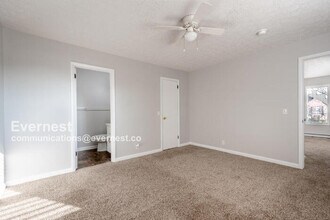 1059 Woods Ferry Rd in Gallatin, TN - Building Photo - Building Photo