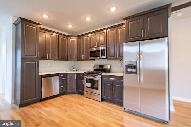 property at 1713 S 20th St