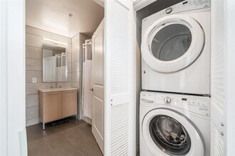 1400 Hudson St-Unit -#805 in Hoboken, NJ - Building Photo - Building Photo