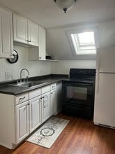 189 Gilford Ave in Laconia, NH - Building Photo - Building Photo