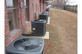 Graduate Apartments in Baton Rouge, LA - Building Photo - Building Photo