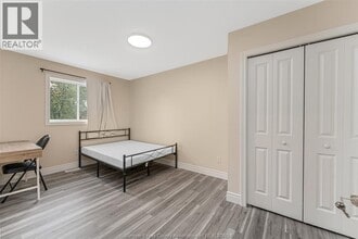 1035 California Ave in Windsor, ON - Building Photo - Building Photo