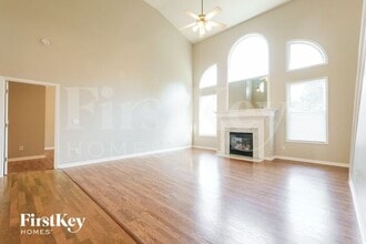 952 Simonton Glen Dr SE in Lawrenceville, GA - Building Photo - Building Photo