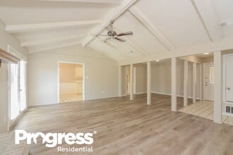 1918 Aspen Dr in Lewisville, TX - Building Photo - Building Photo