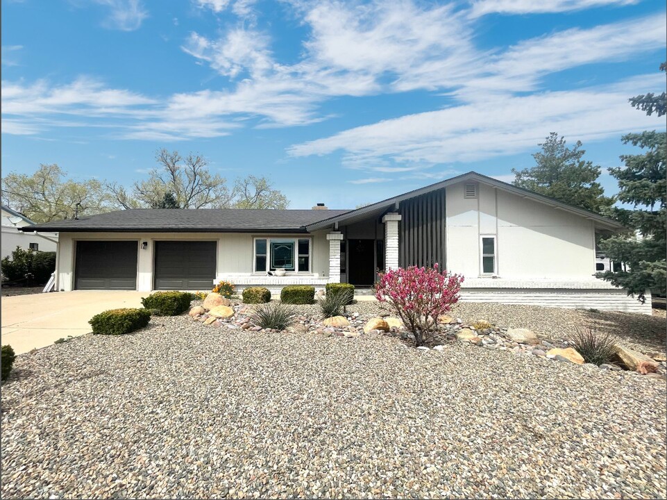 46 Perkins Dr in Prescott, AZ - Building Photo