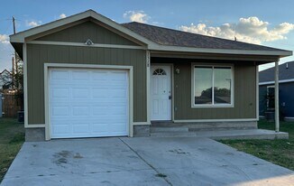 1518 E 8th St in Lubbock, TX - Building Photo