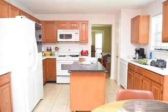 2029 Reef Dr in League City, TX - Building Photo - Building Photo