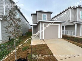 11026 Tree Line in San Antonio, TX - Building Photo