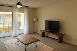 4855 Cole St in San Diego, CA - Building Photo