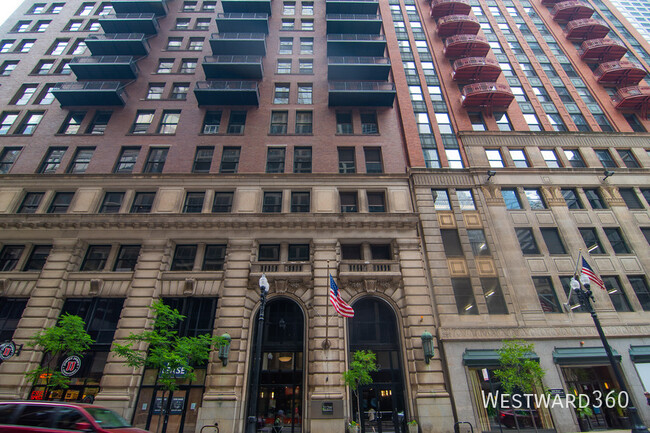 property at 212 W Washington St
