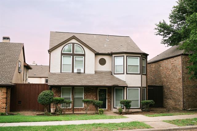 property at 2036 Country Club Dr