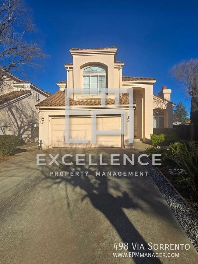 498 Vía Sorrento in Morgan Hill, CA - Building Photo - Building Photo