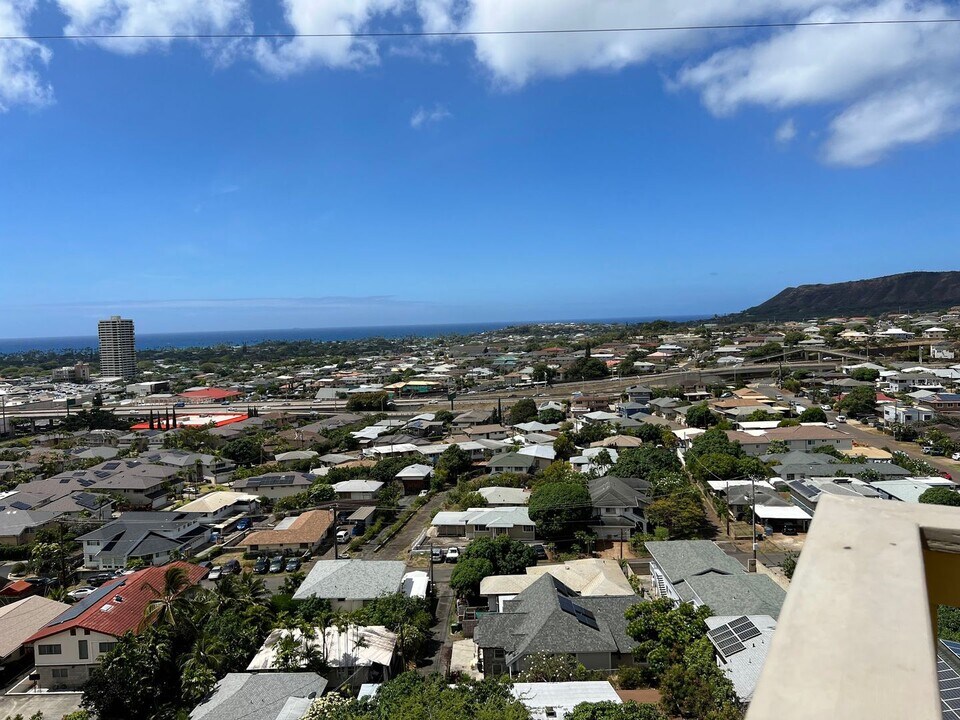 4121 Koko Dr in Honolulu, HI - Building Photo