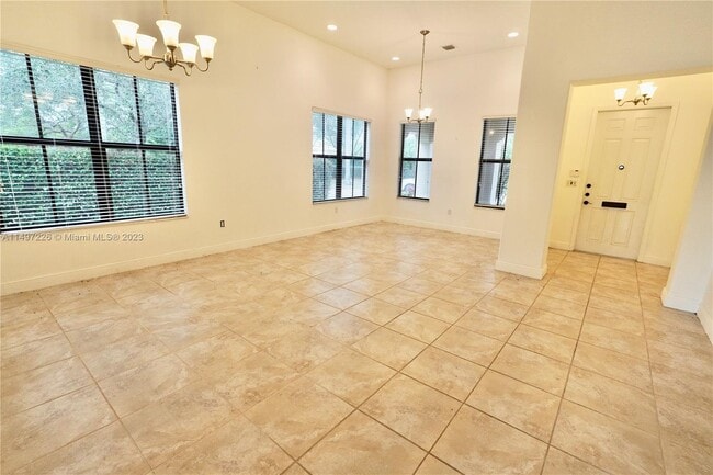 3927 NW 84th Way in Pembroke Pines, FL - Building Photo - Building Photo