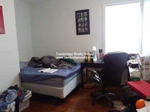 19 Marney St-Unit -# 2 in Cambridge, MA - Building Photo - Building Photo