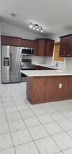 2574 W 71st Pl in Hialeah, FL - Building Photo - Building Photo