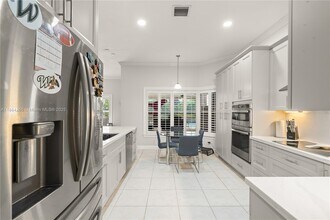 8366 SW 193rd St in Miami, FL - Building Photo - Building Photo