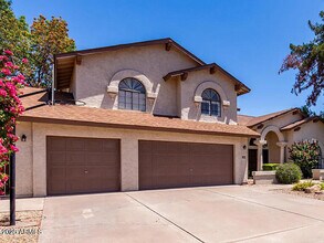 1966 E Calle De Arcos in Tempe, AZ - Building Photo - Building Photo