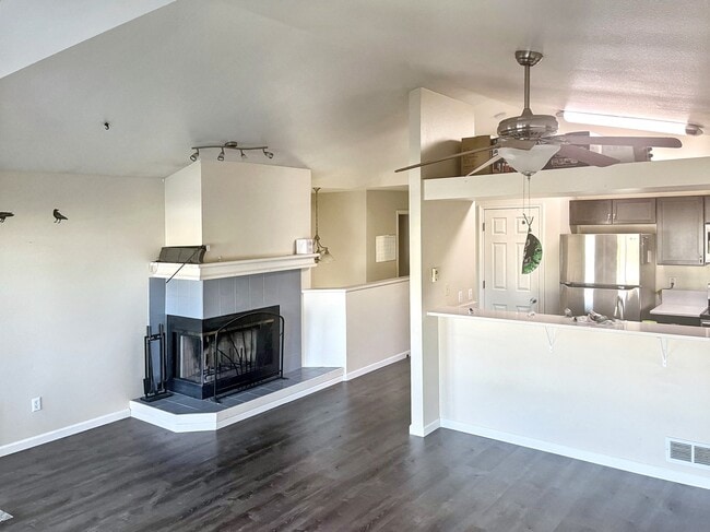 3238 Aquarius Cir in Anchorage, AK - Building Photo - Building Photo