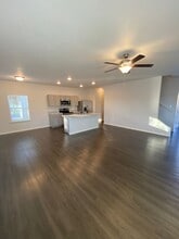 21339 W 215th Pl in Spring Hill, KS - Building Photo - Building Photo