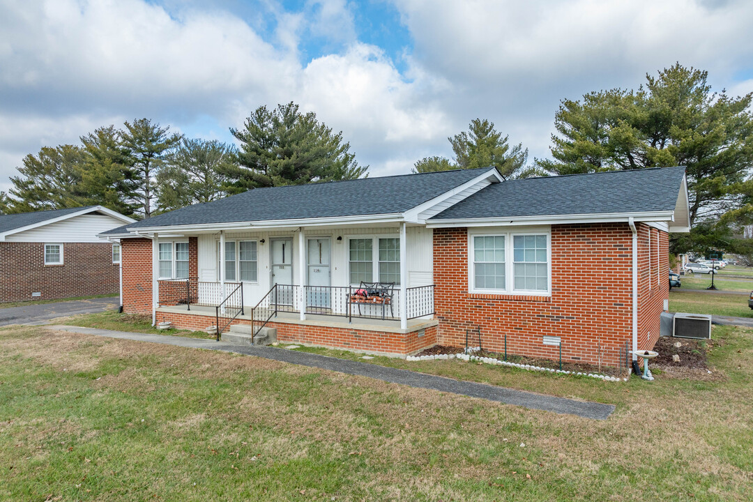 Hayfield Homes in Manchester, TN - Building Photo