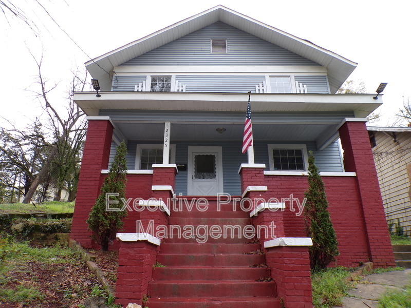 2325 23rd St SW in Birmingham, AL - Building Photo