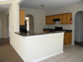 6439 Swift Creek Dr in Lithonia, GA - Building Photo - Building Photo