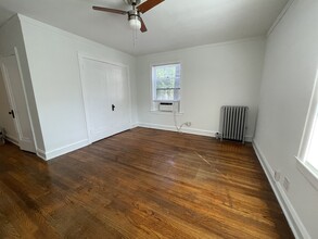 833 Hamlin St in Evanston, IL - Building Photo - Building Photo