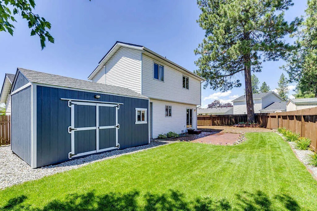 481 E Mallard Ave in Coeur d'Alene, ID - Building Photo