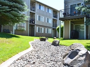 The Villages on 4th & Sullivan in Spokane Valley, WA - Foto de edificio - Building Photo