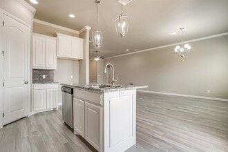 3332 Arrow Creek Dr in Granbury, TX - Foto de edificio - Building Photo