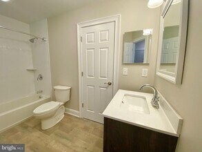 167 Andover Pl in Trenton, NJ - Building Photo - Building Photo