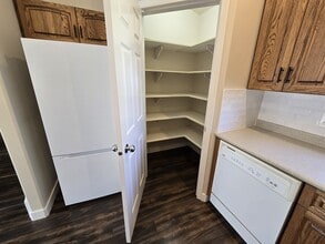 9628-9698 98 St in Fort St John, BC - Building Photo - Building Photo