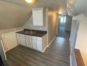 12531 Forest Ave in Cleveland, OH - Building Photo - Building Photo