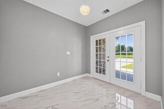 5121 Rd 3540 in Cleveland, TX - Building Photo - Building Photo