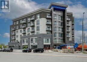 10 Mallard Trl in Hamilton, ON - Building Photo