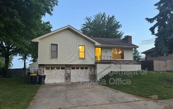 2013 NW 84th Terrace in Kansas City, MO - Building Photo - Building Photo