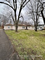 7895 Kimlough Dr in Indianapolis, IN - Building Photo