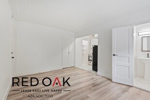 851 S Kenmore Ave, Unit 21 in Los Angeles, CA - Building Photo