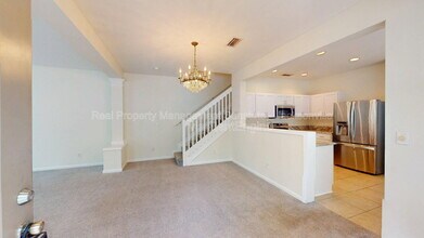 8498 Climbing Ivy Trail S in Jacksonville, FL - Building Photo - Building Photo