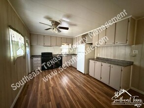1455 Mohawk St in Vidor, TX - Building Photo - Building Photo