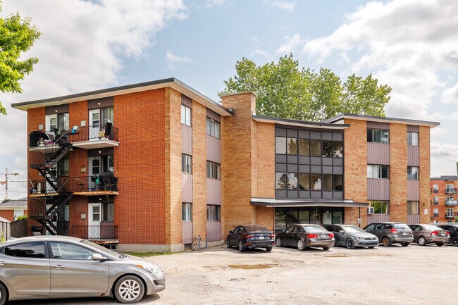 3671A Du Souvenir Ch in Laval, QC - Building Photo - Primary Photo