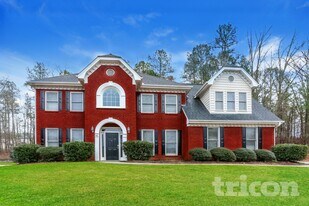 4112 Trotters Way Dr in Snellville, GA - Building Photo