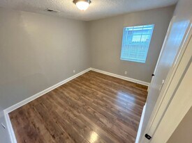 2389 Scaper St in Memphis, TN - Building Photo