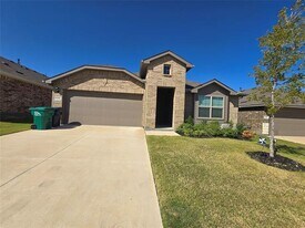 5900 Piedrosa Ct in Lantana, TX - Building Photo