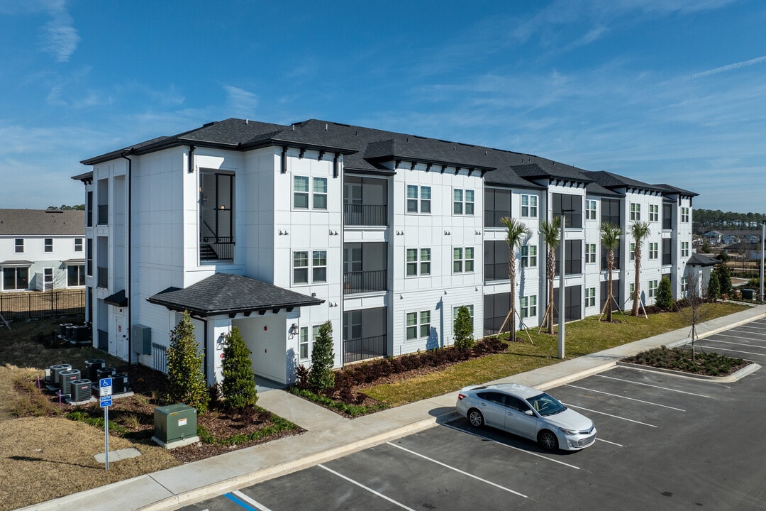 Ascend At Clay Town Center in Middleburg, FL - Building Photo